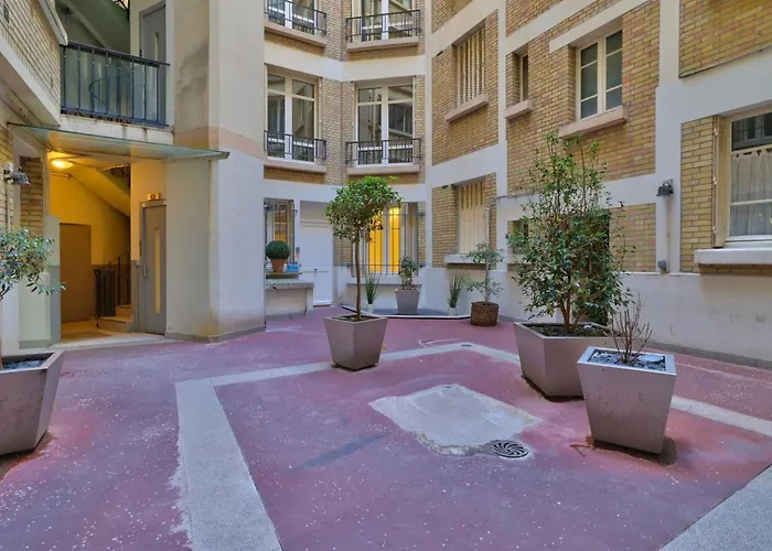 Malakoff Au Coeur De Pour 6 *